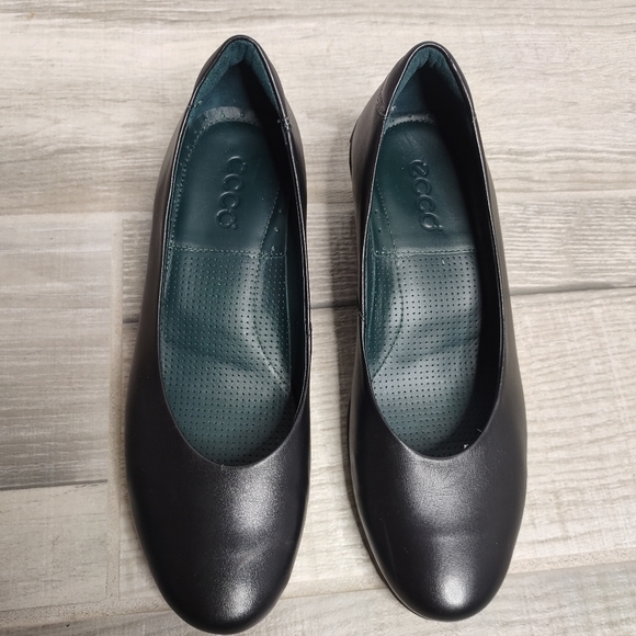 Ecco Black Noir Women's Sculptured Pumps EUR 38 US 7/7.5 - Picture 10 of 13